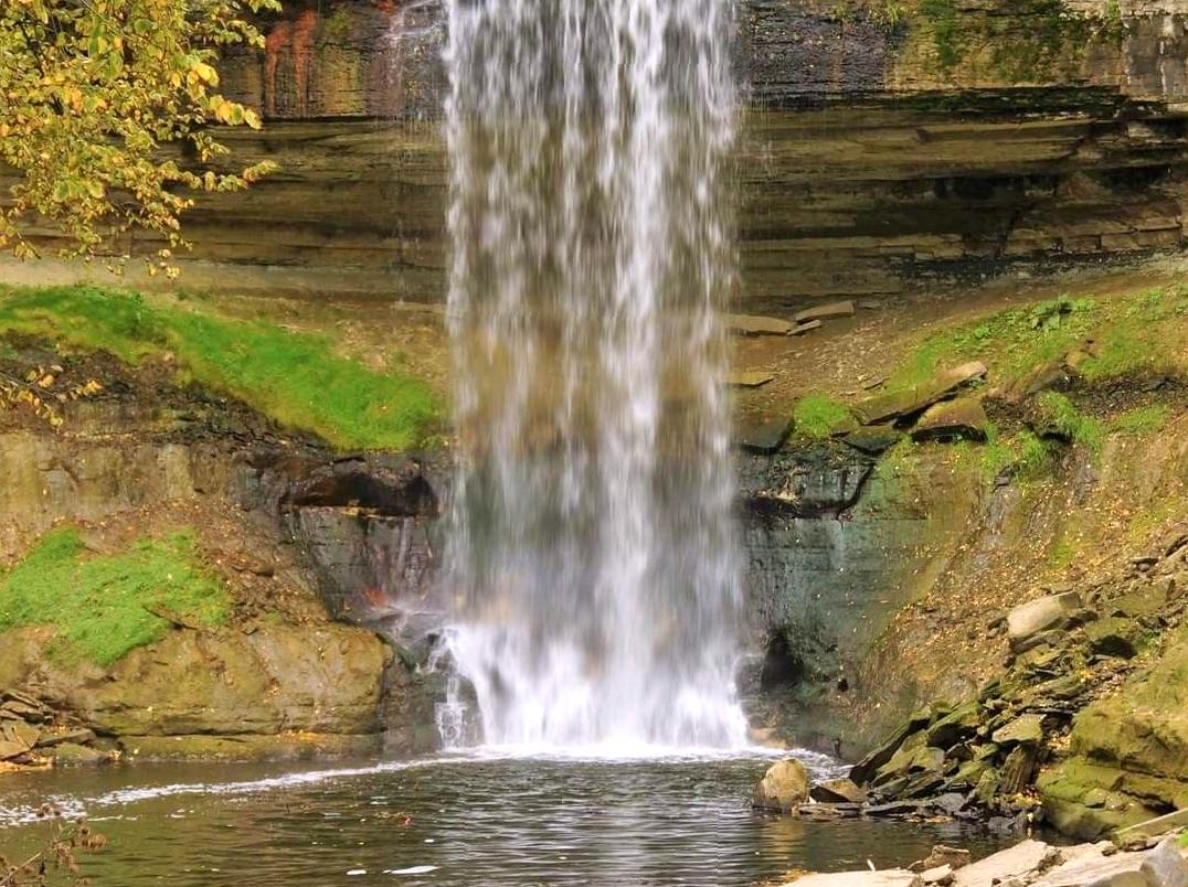 synexr | Minnehaha Falls: A guide to hiking to Minnehaha Falls.